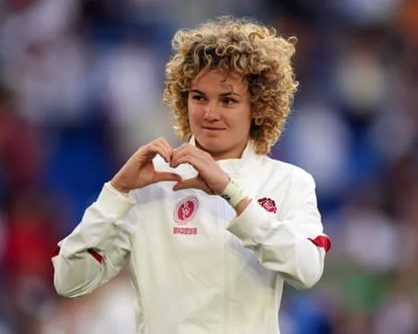 England's Kildunne and Botterman Ready to Take On France in Semi-final