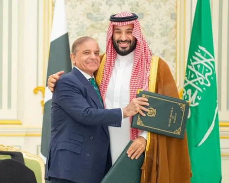 The Kingdom of Saudi Arabia and The Islamic Republic of Pakistan Sign Bilateral Defence Agreement